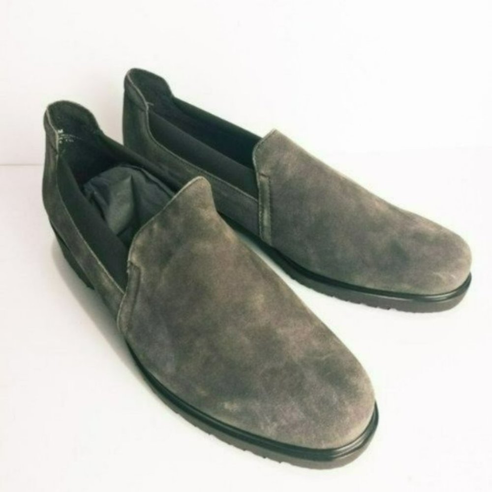Munro Becca Suede Loafers - Picture 5 of 6